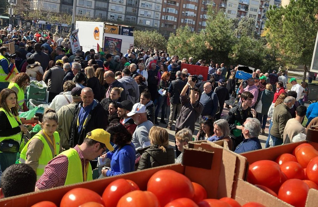 Asaja, Coag y Upa llaman a la movilizaci�n en defensa del sector agrario